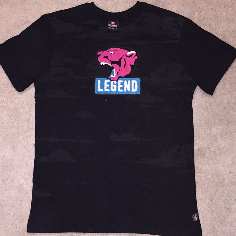 NWOT South Pole Legend Panther Tee 🐆